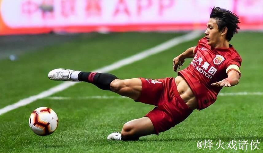 越老越妖!昔日庸才成争冠最关键人物,球员标杆,中超属他最自律 越老越妖!昔日庸才成争冠最关键人物,球员标杆,中超属他最自律